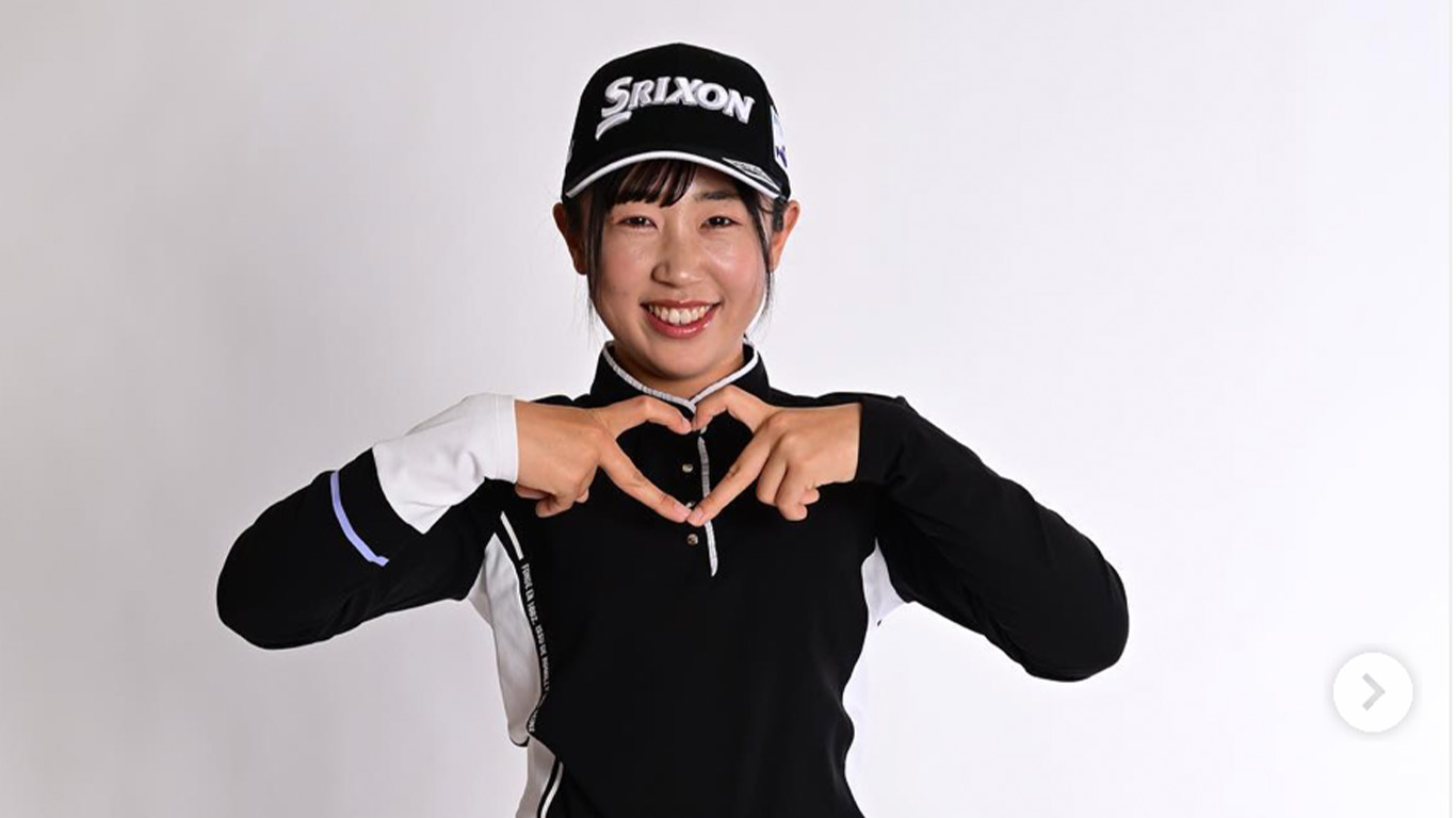 グリーンの妖精降臨！菅沼菜々がシックな大人色のゴルフウェア姿を披露